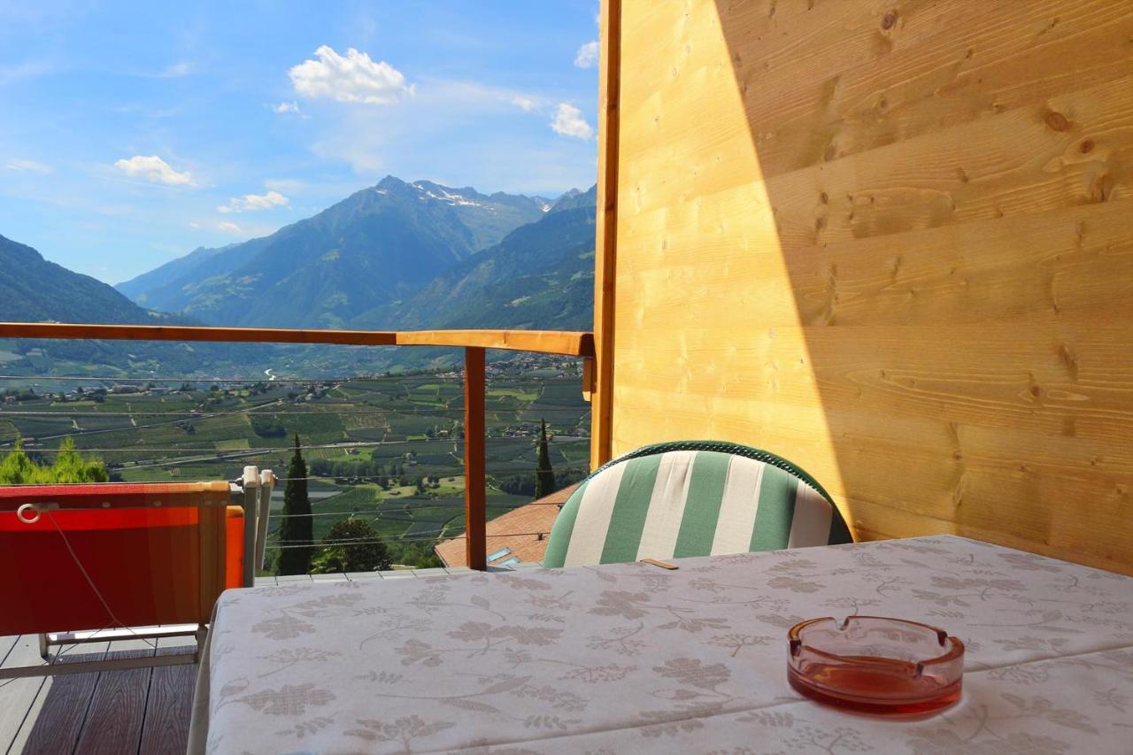Schenna Garni Eden Bed & Breakfast Exterior foto