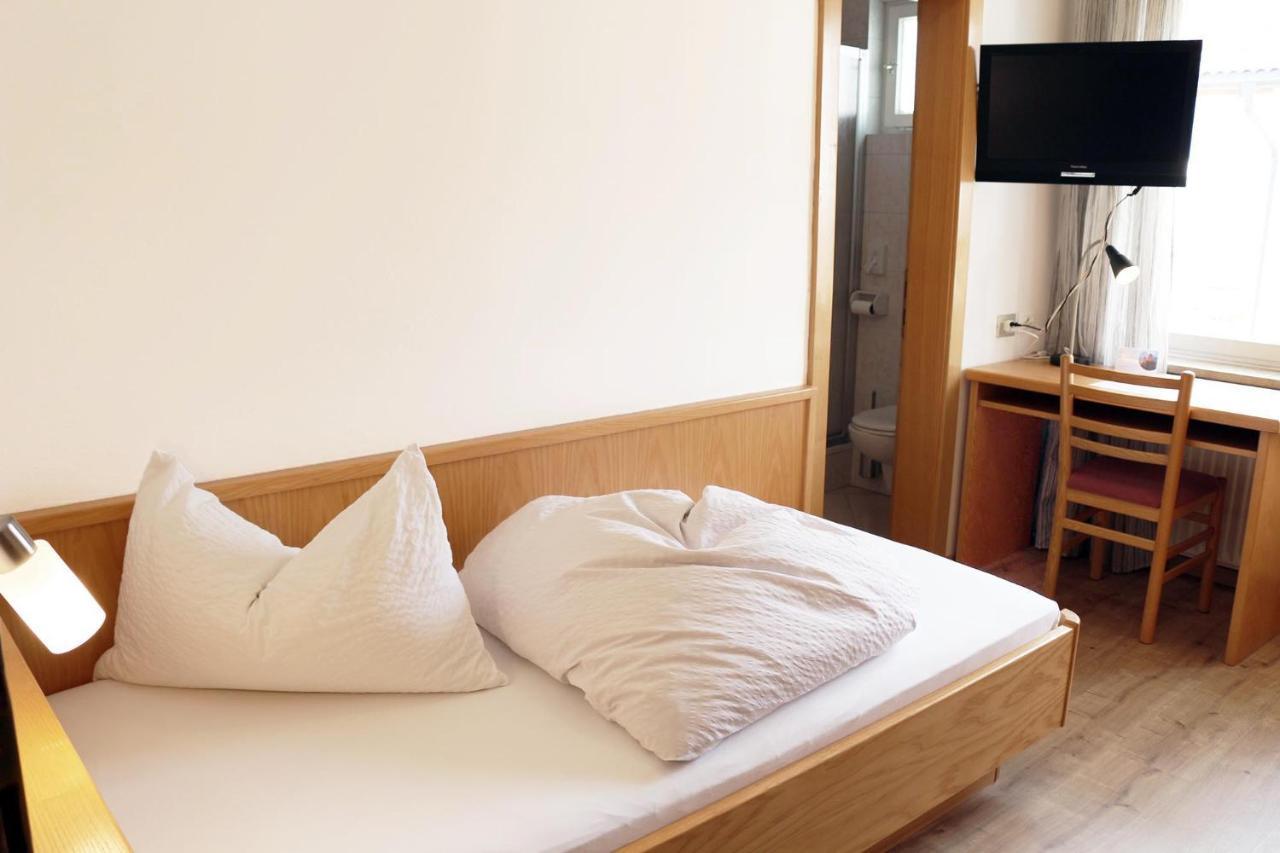 Schenna Garni Eden Bed & Breakfast Exterior foto