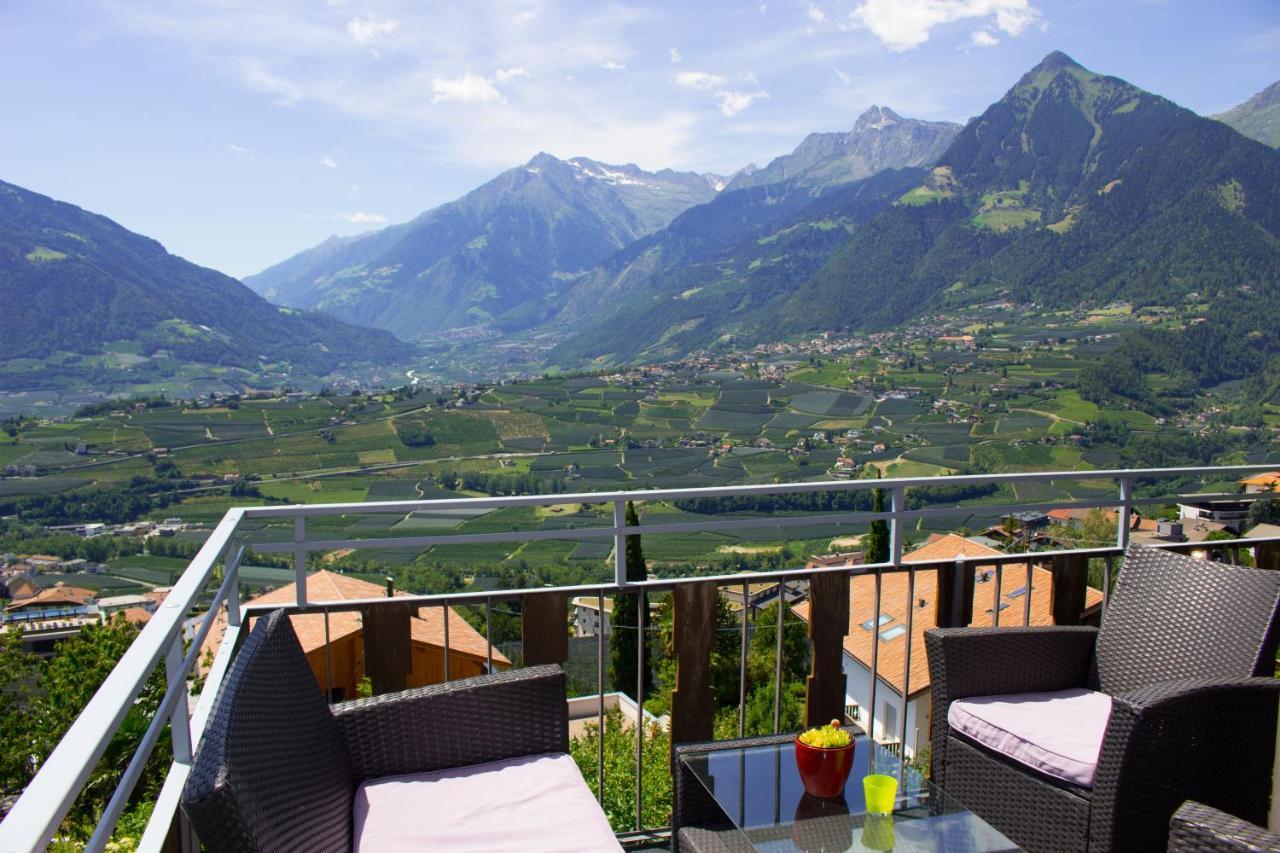 Schenna Garni Eden Bed & Breakfast Exterior foto