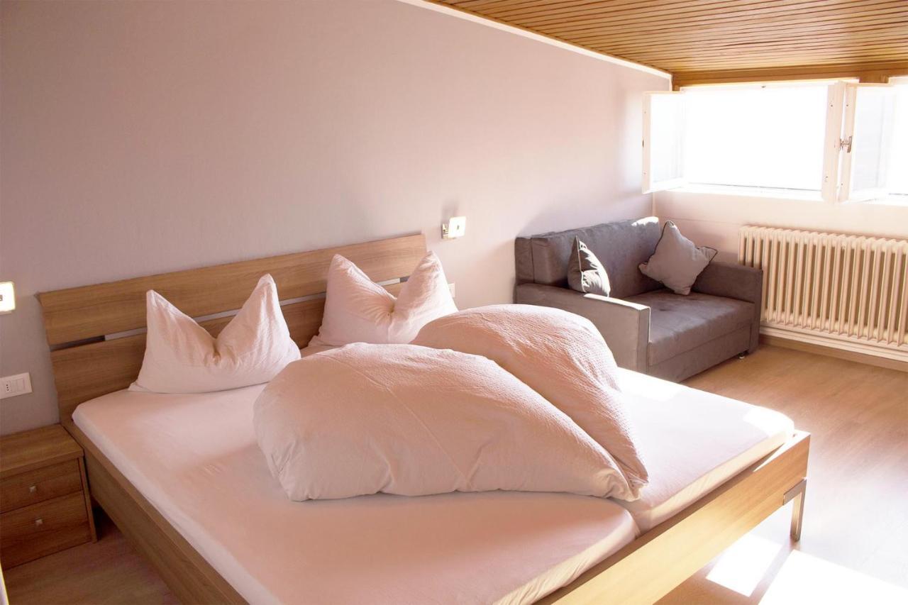 Schenna Garni Eden Bed & Breakfast Exterior foto