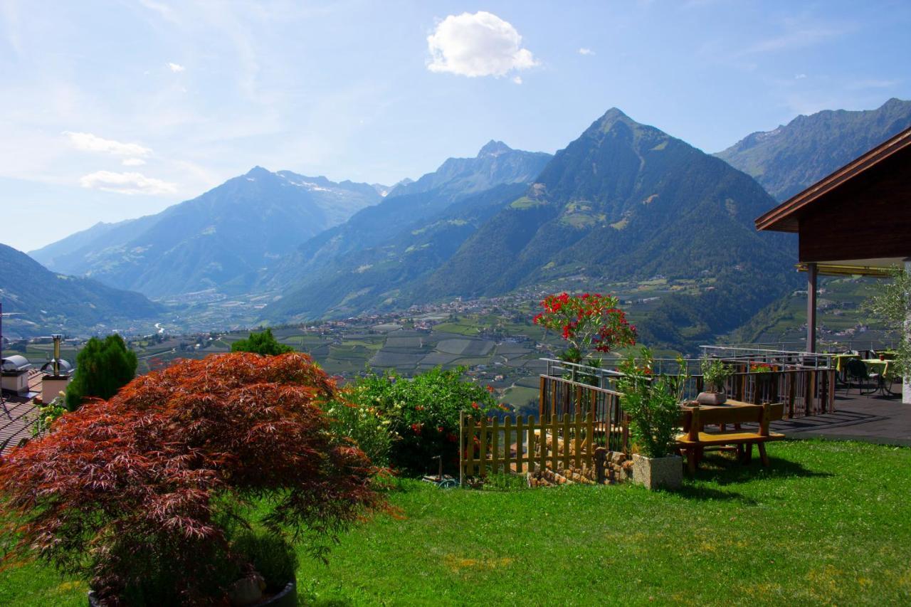 Schenna Garni Eden Bed & Breakfast Exterior foto