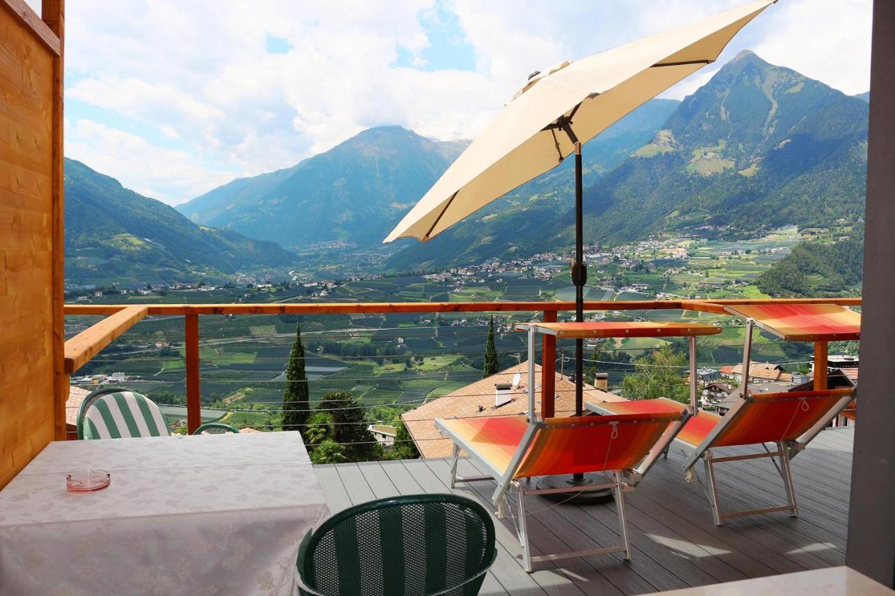 Schenna Garni Eden Bed & Breakfast Exterior foto